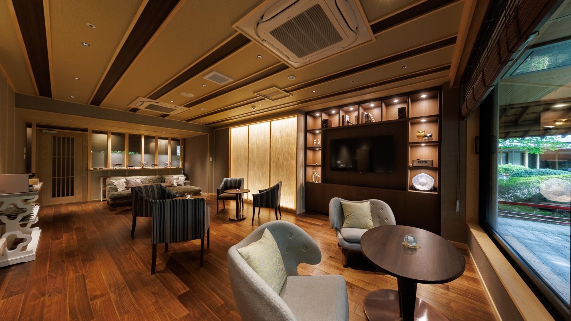 【リニューアルオープン特価｜1泊朝食】プレミアムステイ静龍の特別フロア〇地元食材満載の朝食和膳