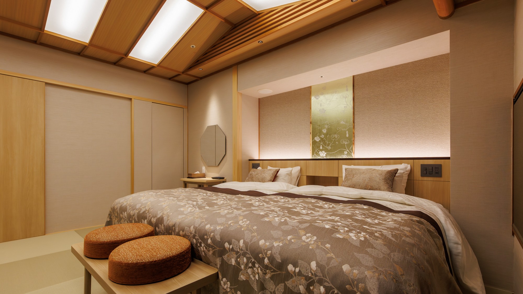 【静龍フロア｜ハリウッドツイン】和にこだわった広々としたツインベッドルーム。