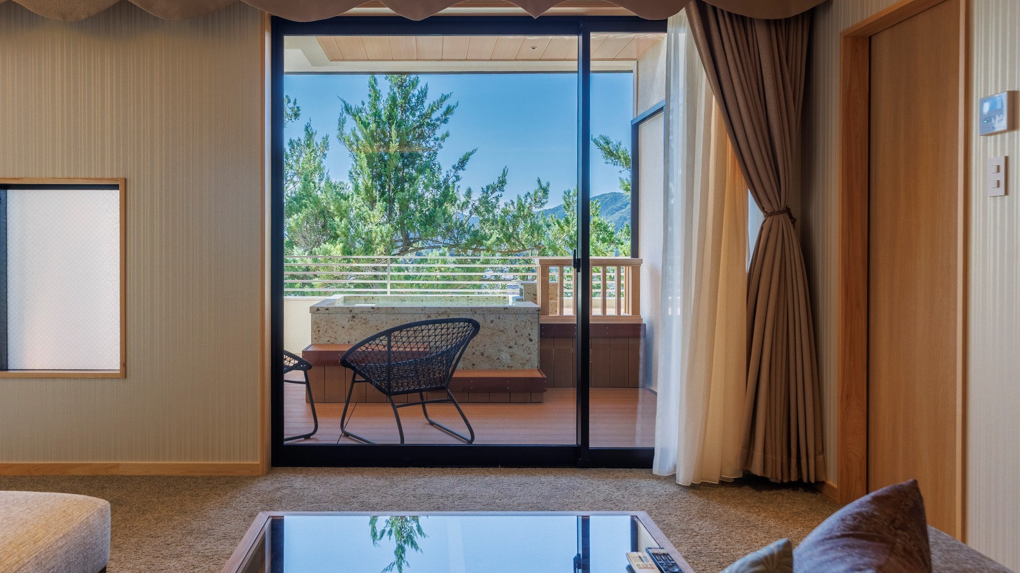 【静龍｜露天風呂付スイート翠嶺】こころ、深呼吸をコンセプトにした癒しの空間で日常を忘れるひとときを