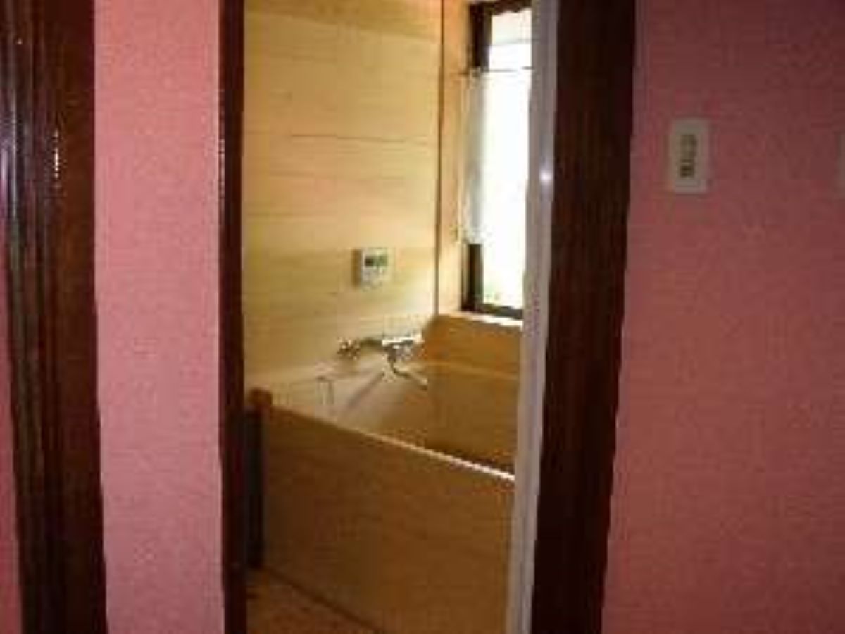 ヒノキ風呂付ダブルルーム