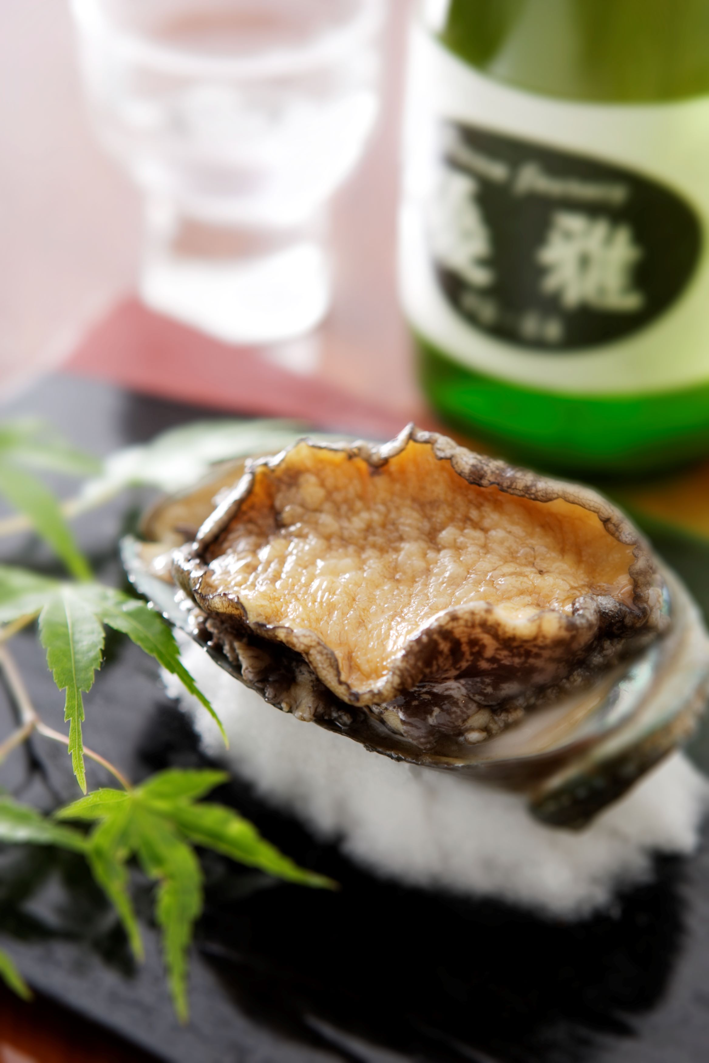 アワビの陶板焼き