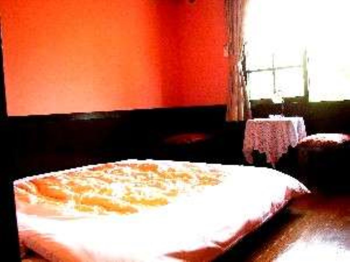 ヒノキ風呂付ダブルルーム