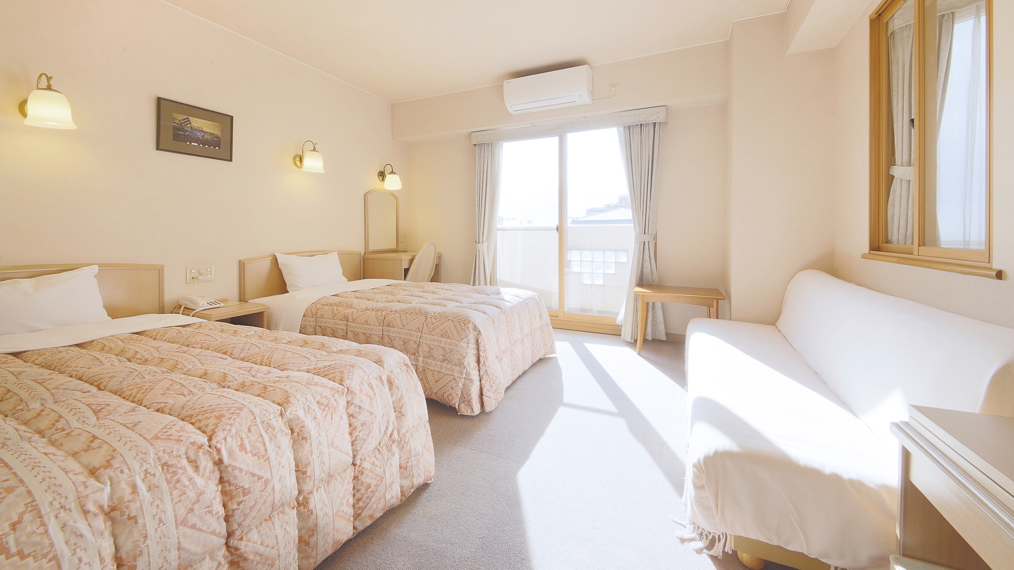 *【ツイン一例】エキストラベッド使用で、3名様までご利用いただけます。