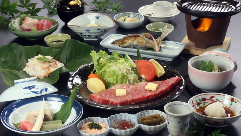 【グレードアップ】ブランド肉をたっぷり贅沢に♪肉厚の飛騨牛ステーキを堪能