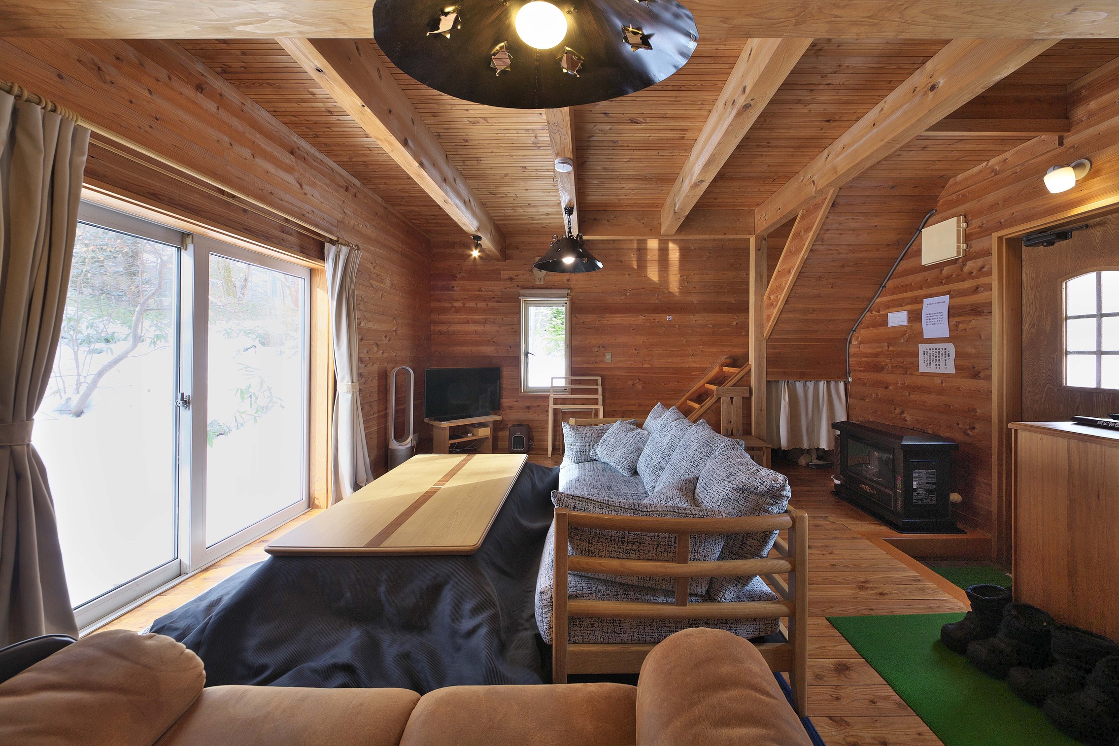 離れのコテージで気兼ねなく