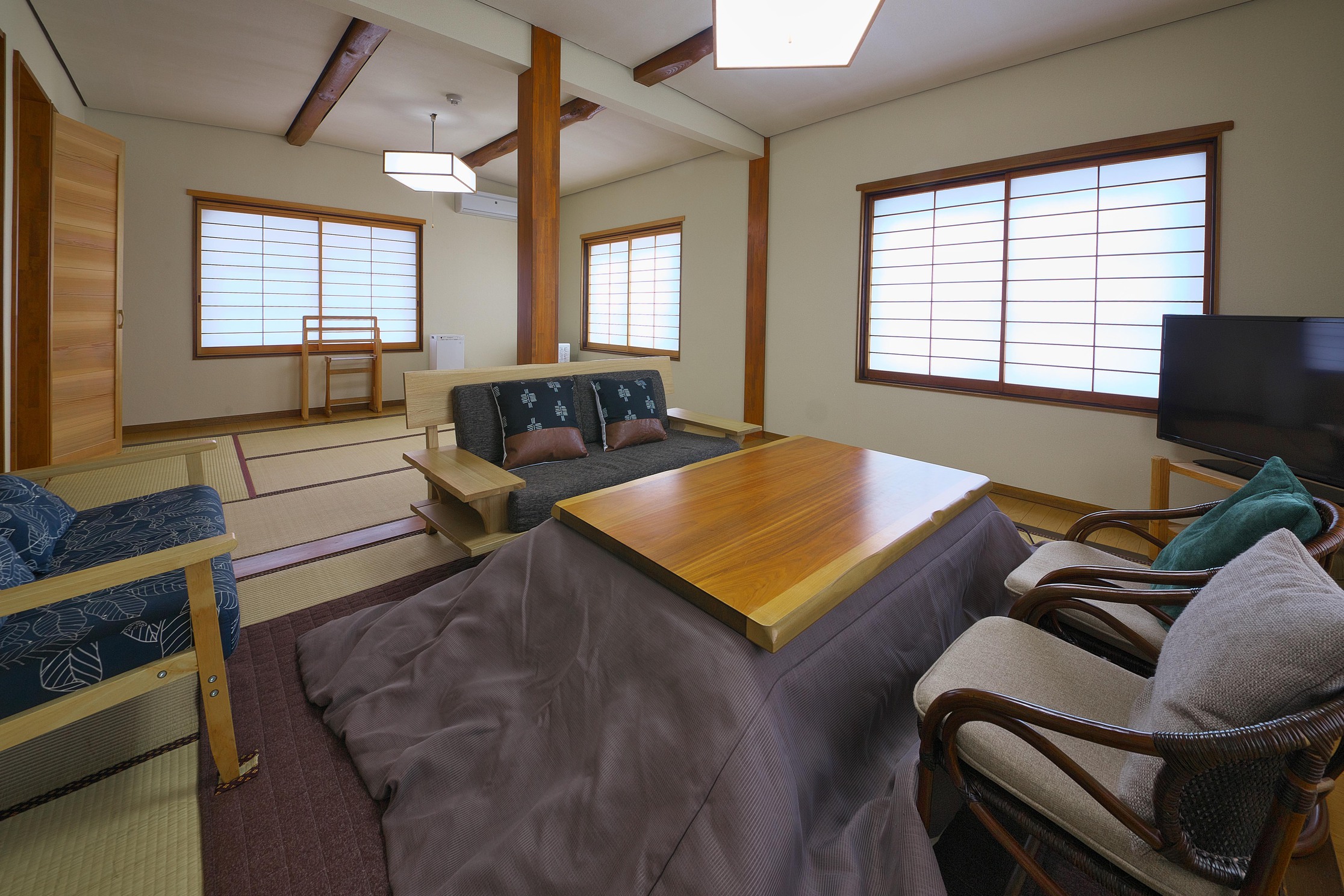 自由気ままに♪《素泊まり》日本の名湯「草津温泉」☆贅沢な貸切風呂で湯ったりのんびり温泉三昧◎