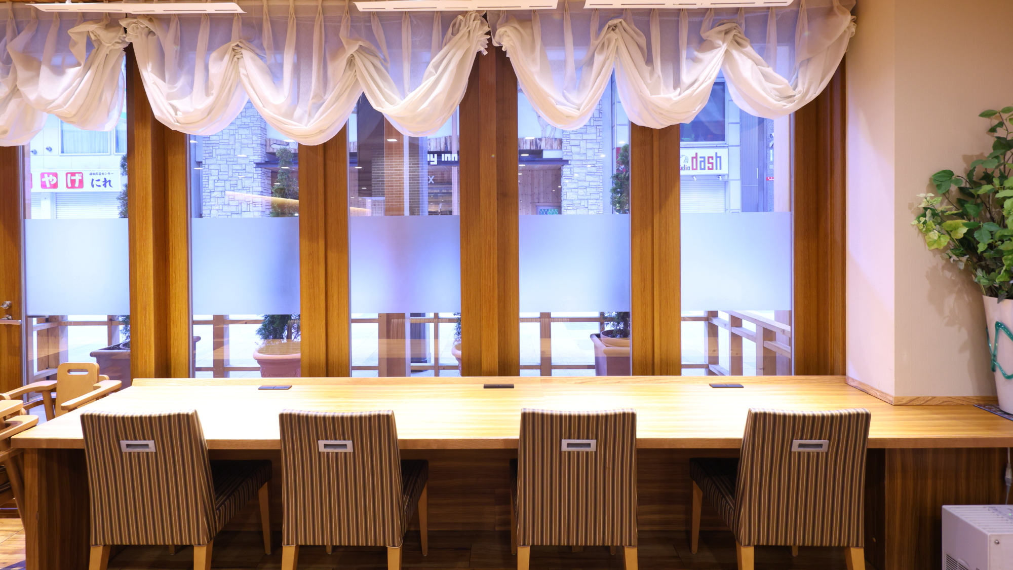 ◆レストラン内観
