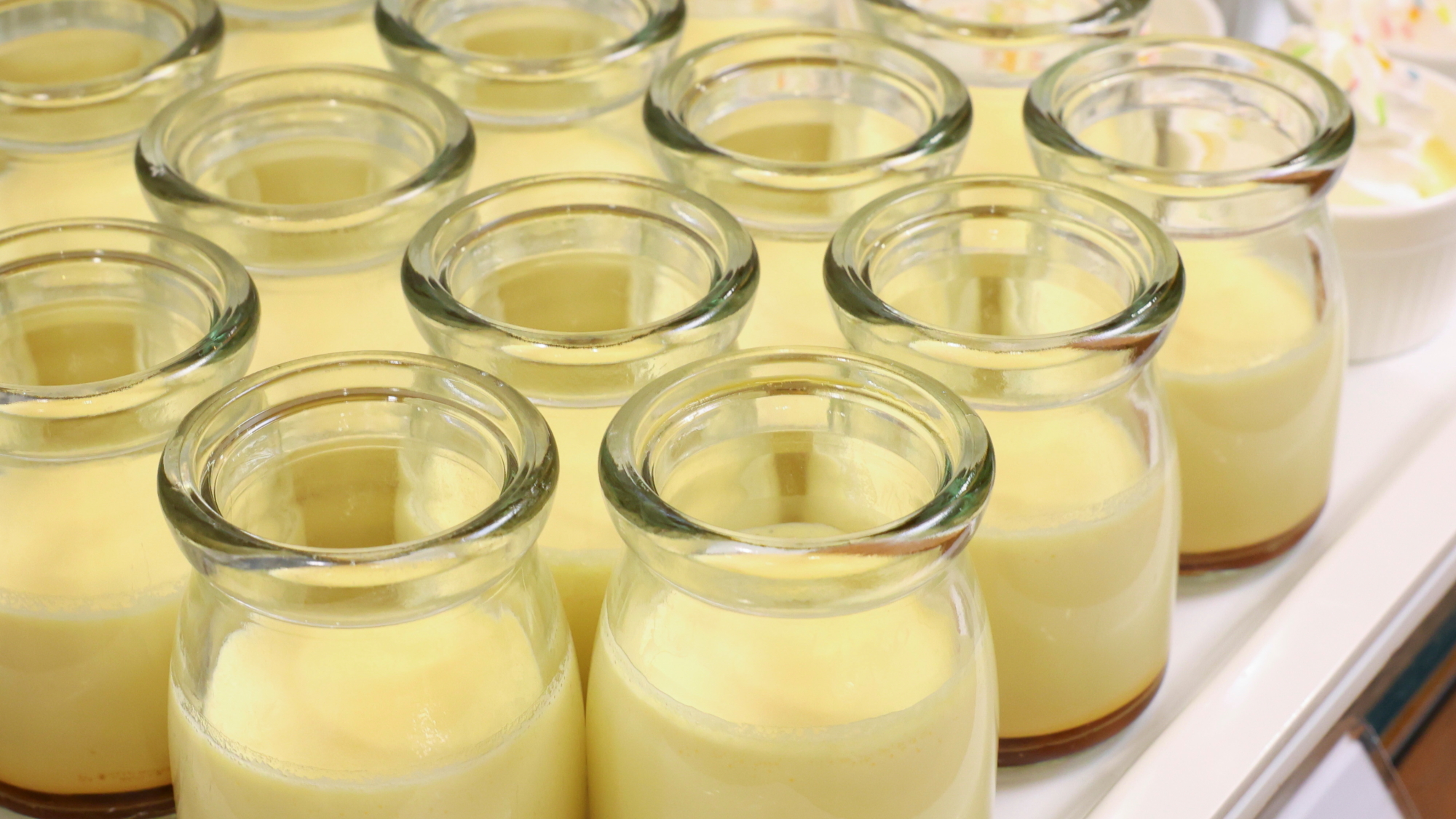 ◆デザートコーナー（人気のプリン）