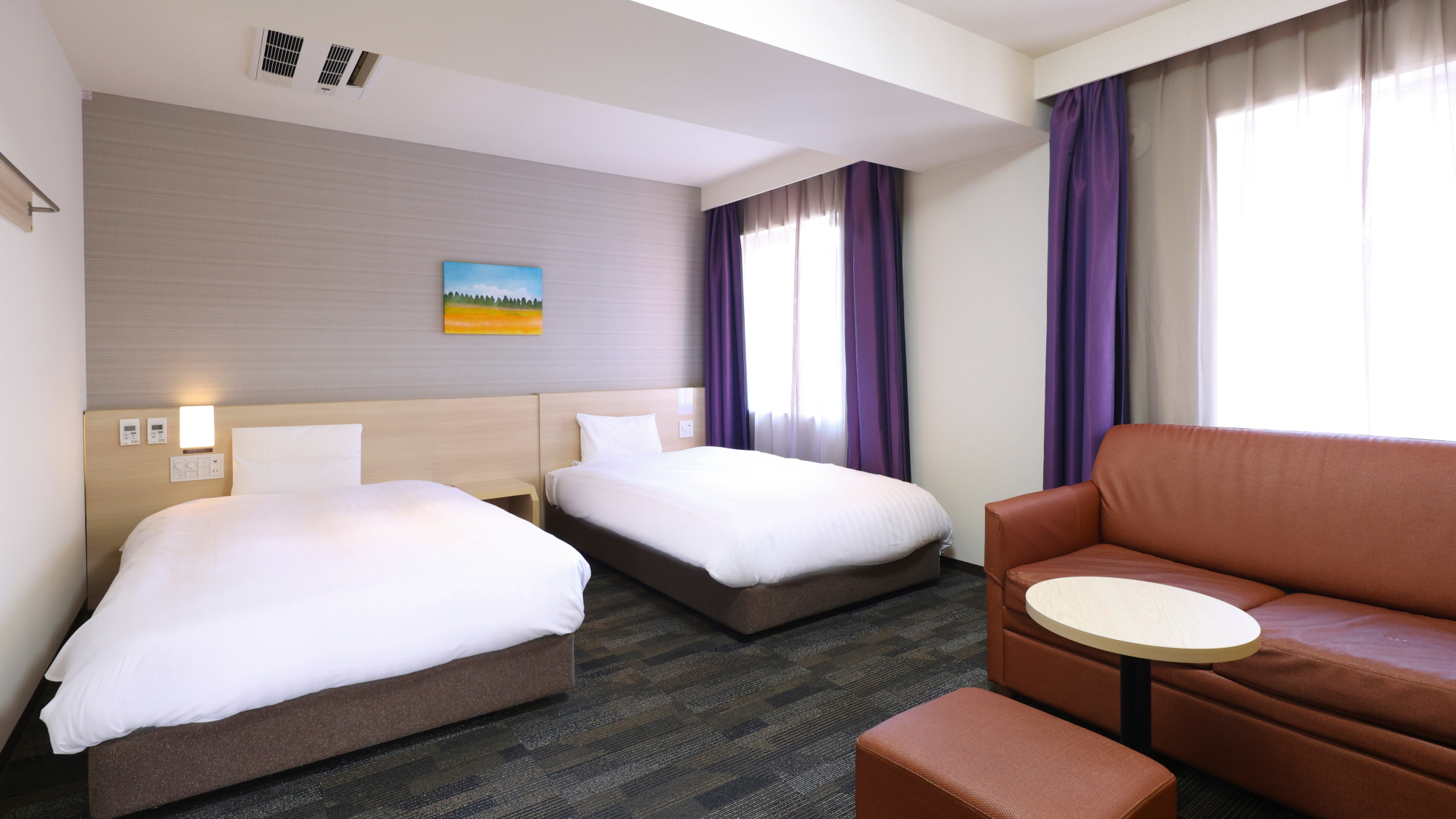 ◆デラックスツインルーム24.8～27.4㎡　120×195㎝　ベッド2台+エキストラベッド