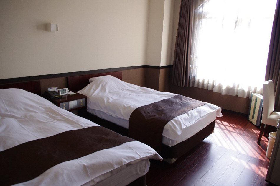 Economy twin room