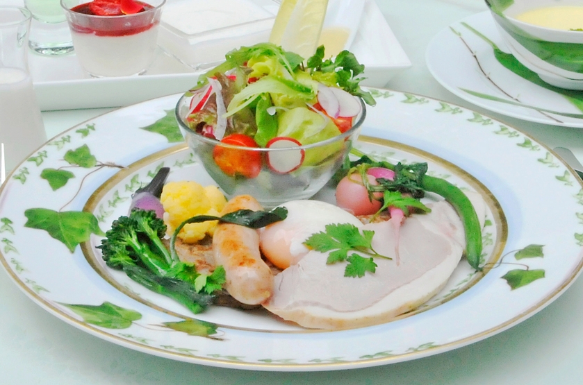 通常料金【朝食付】　夕食の時間を気にせず、ゆっくり過ごす高原の休日！《22時までチェックインok》