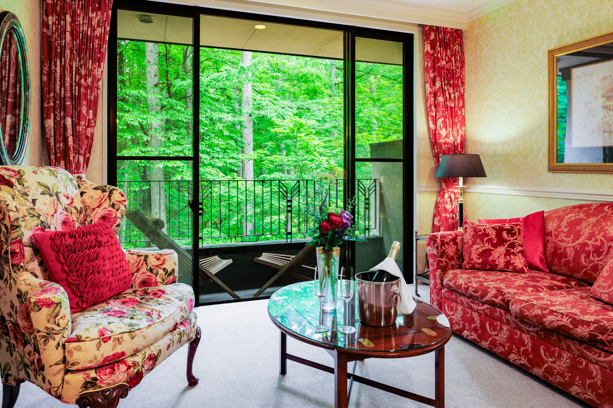 【東館】ジュニアスイート　ジャグジー付　７０５