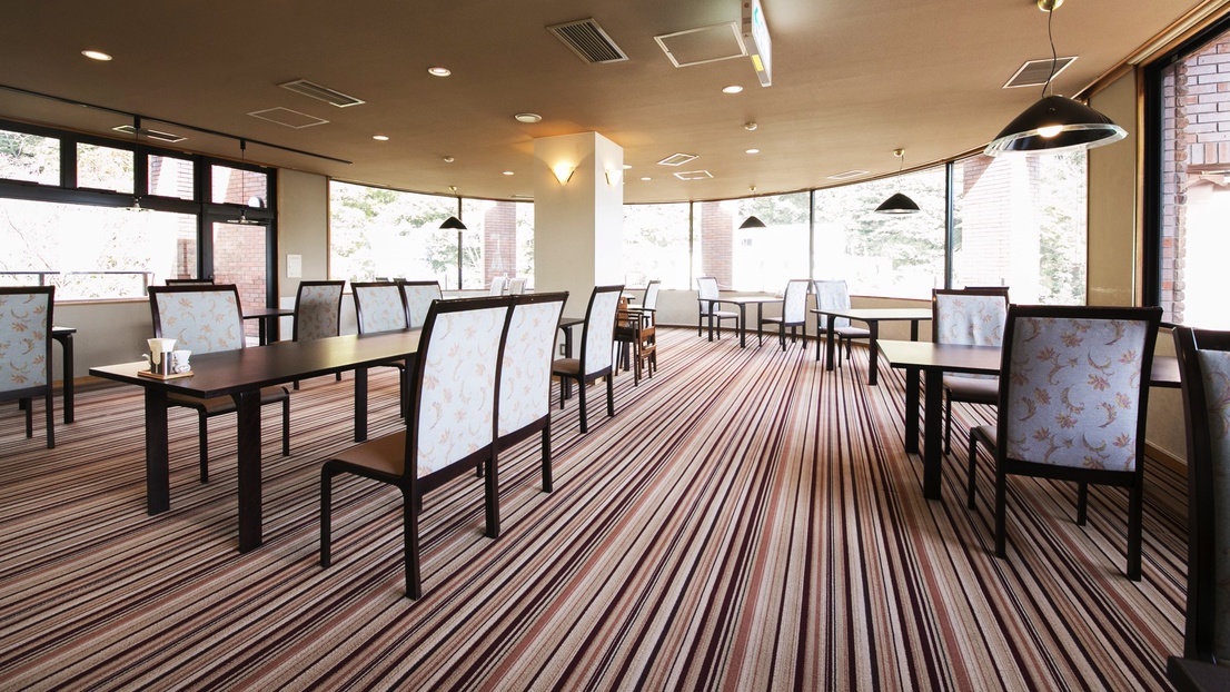 選べる特典付◆山波膳/朝食なし◆料理長お任せのお手軽御膳！量も控えめで女性やシニアにおススメ！