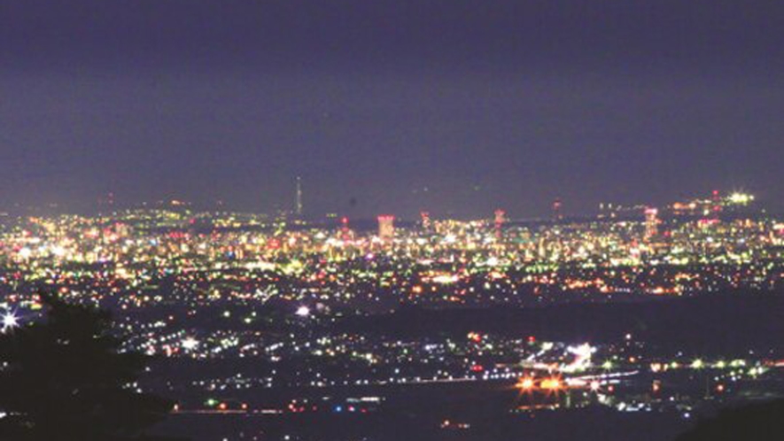 桑名・名古屋方面の夜景をご覧いただくこともできます