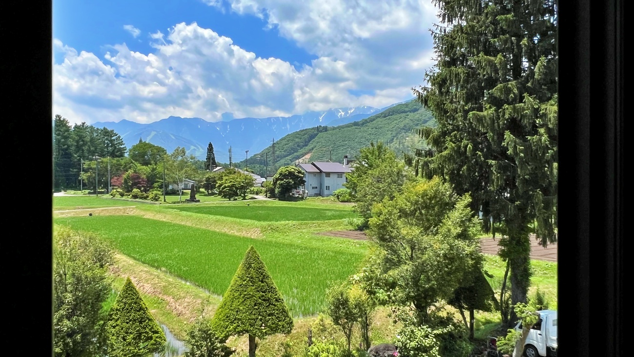 【客室】7.5畳からの風景