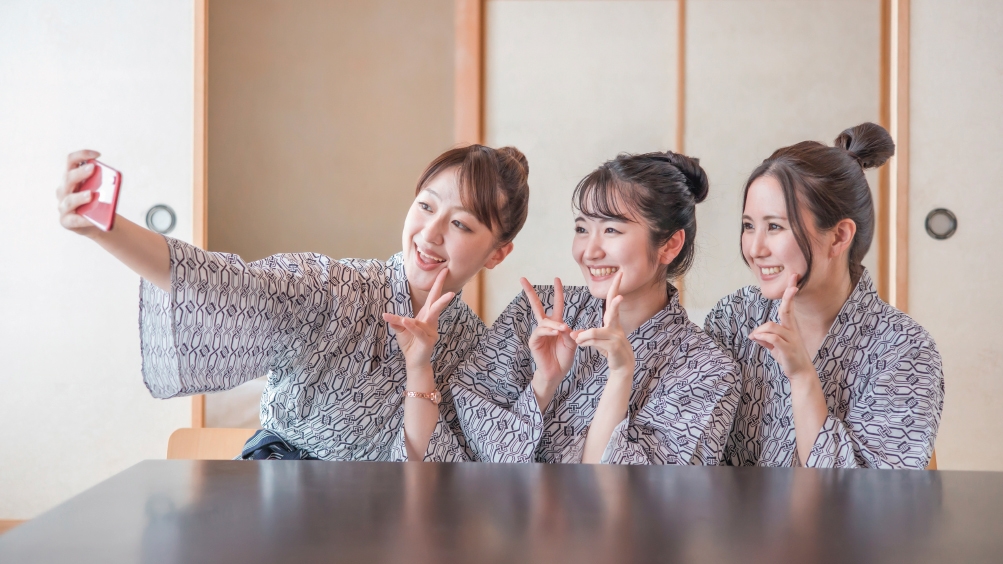 【早割り14＆女子旅】早割りでお得に！伊勢海老/他二種姿盛×黒毛和牛付創作会席＊鳥羽で叶えるご褒美旅