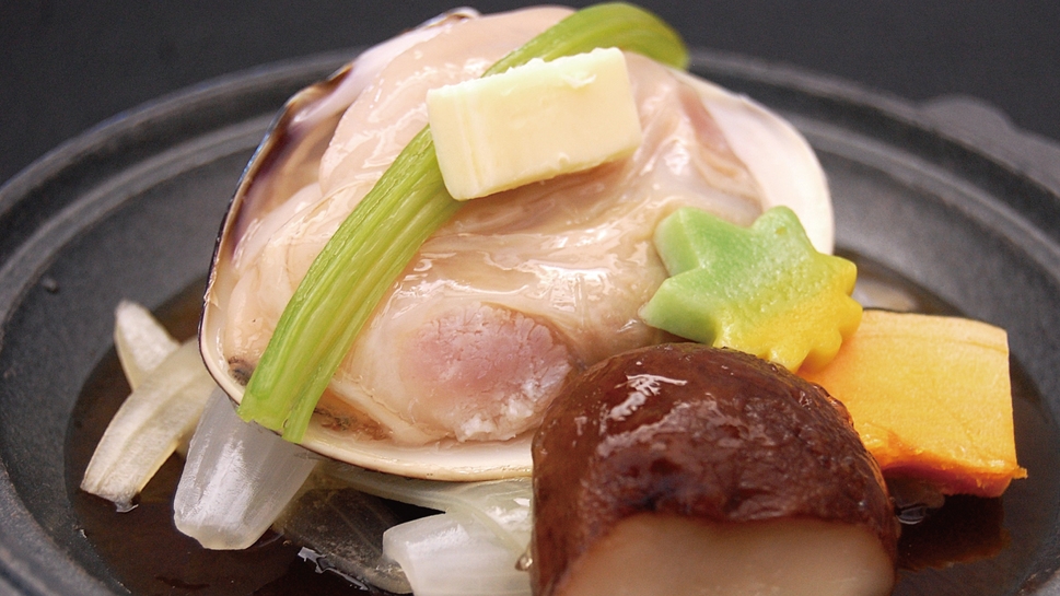 【直前割/５〜６月限定】大蛤の酒蒸しと黒毛和牛の塩麹仕立て、ひと手間加えた創作会席をお部屋で(S)