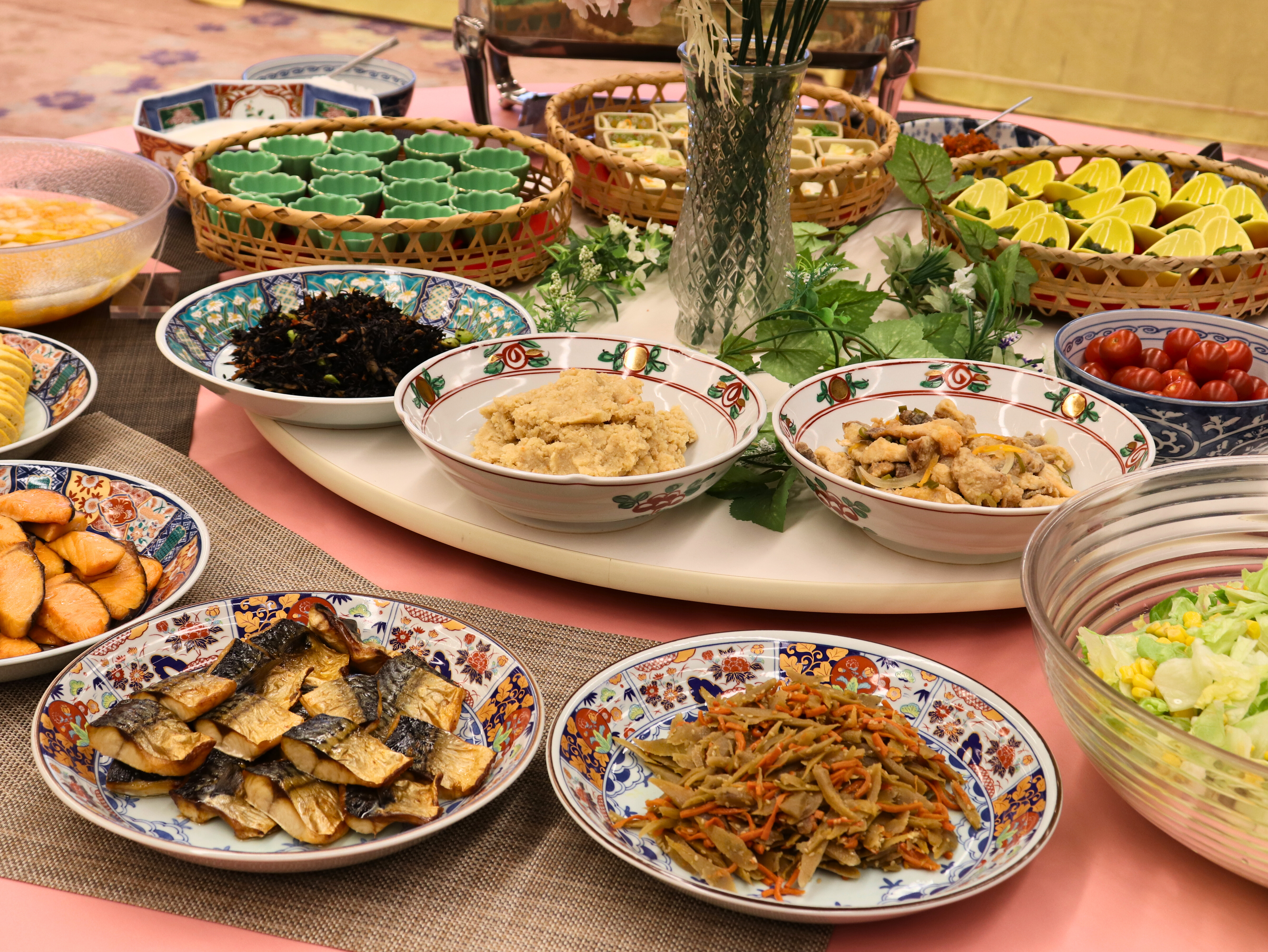 朝食はバイキングでご用意しております♪