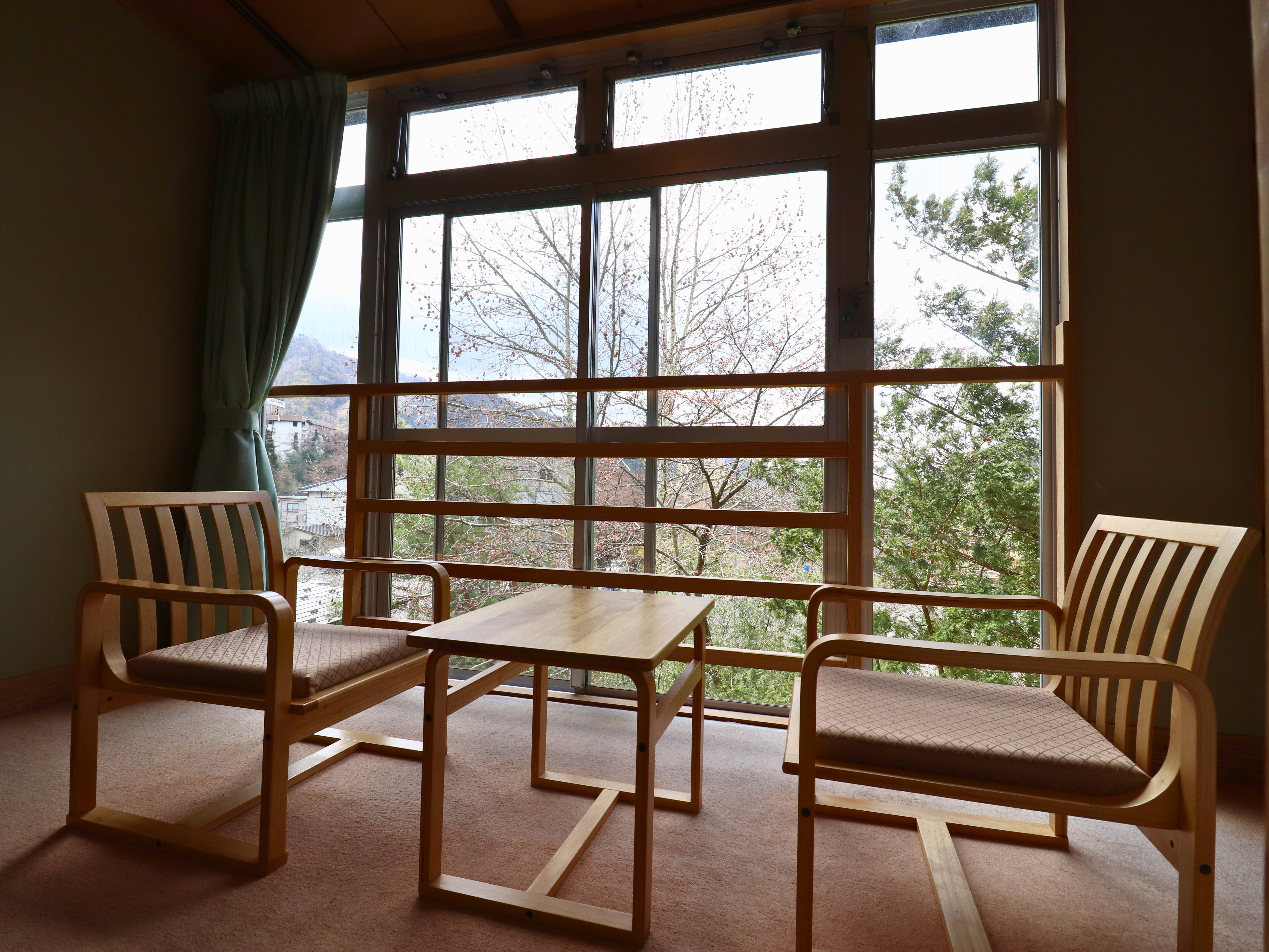 【和室10畳】スタンダードのお部屋はこちら