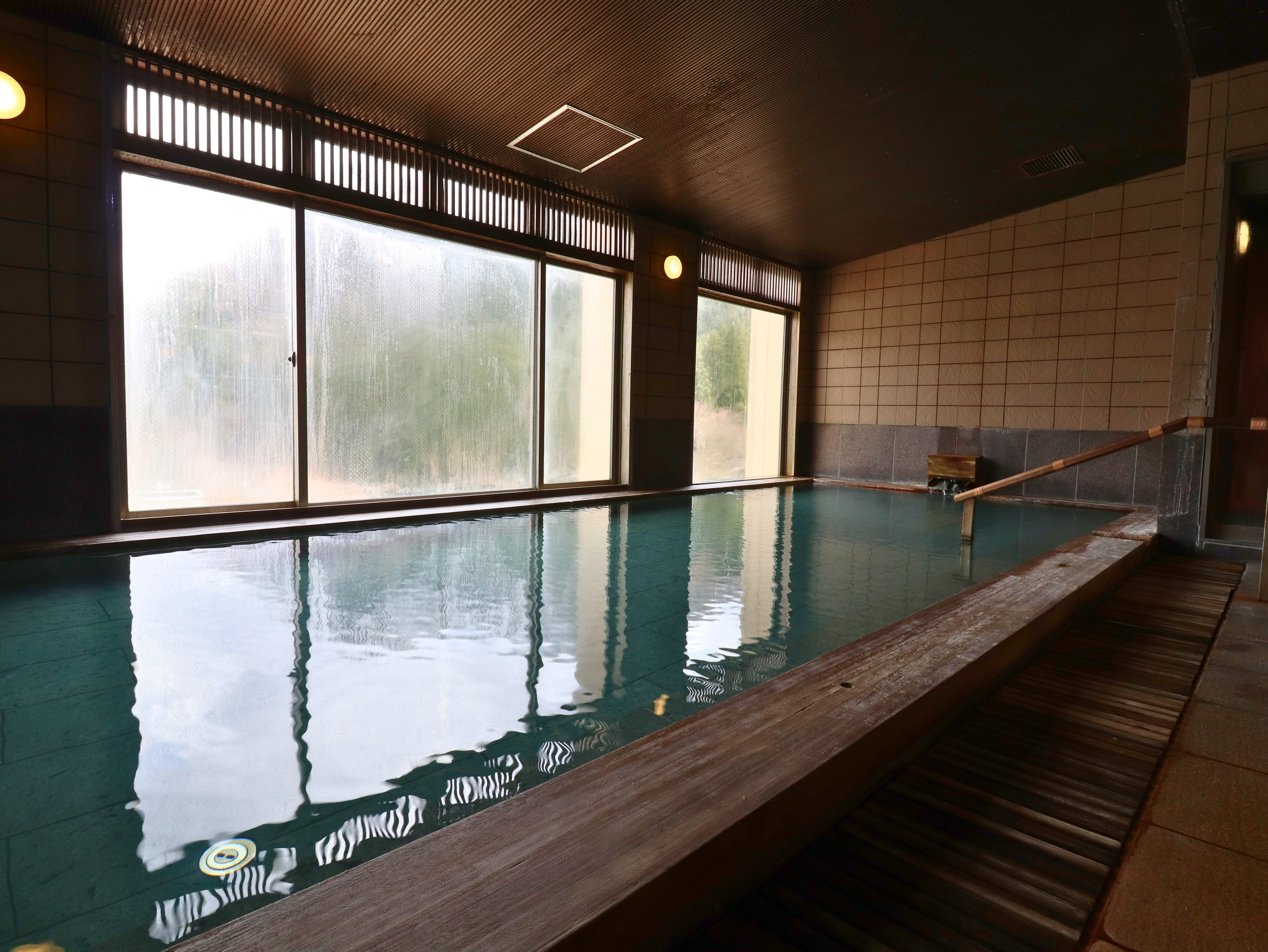 展望大浴場【花鏡阿賀野川を眺めるながら日頃の疲れをリフレッシュ♪