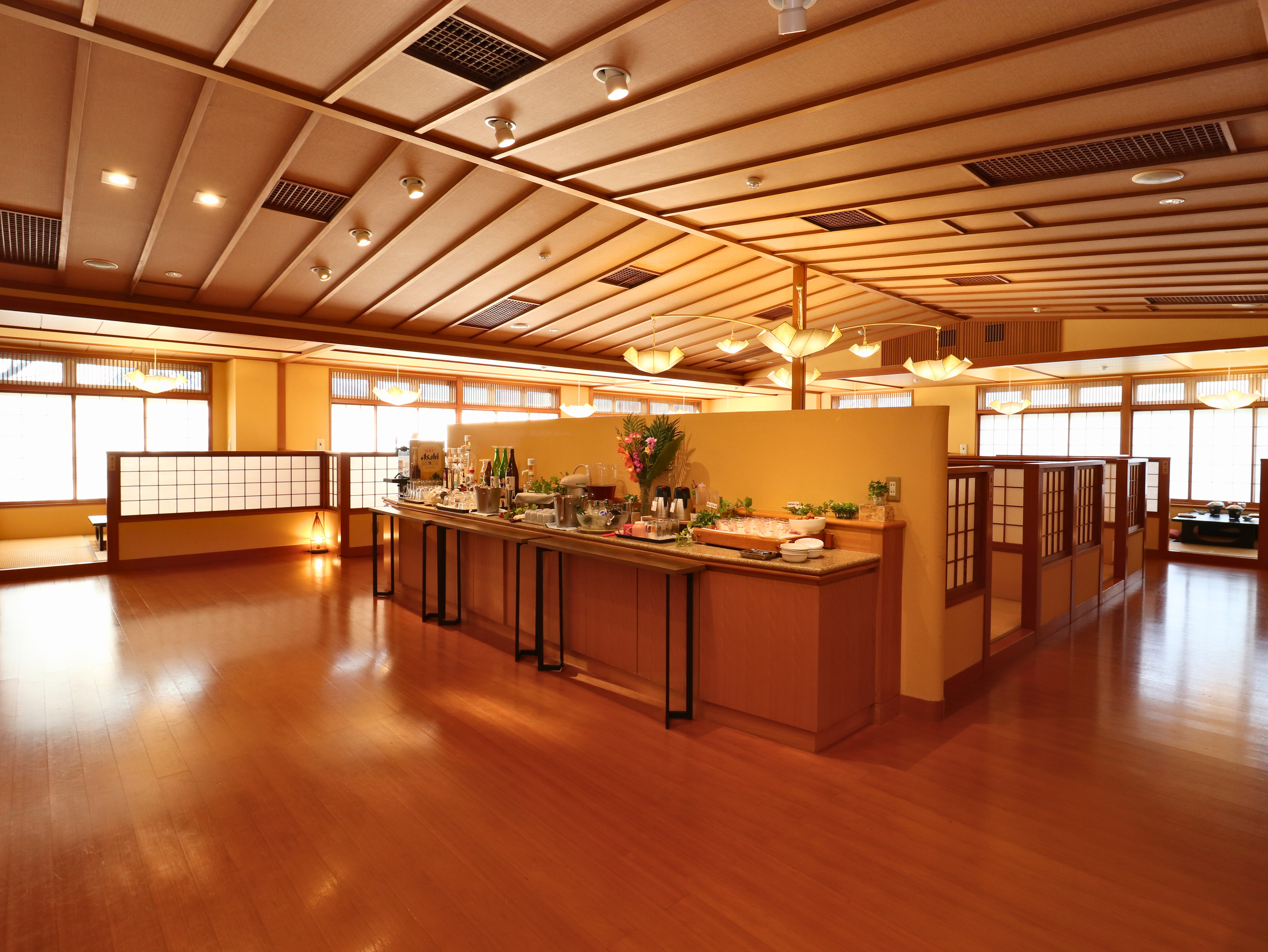 夕食は、料亭「月あかり」にてご用意♪