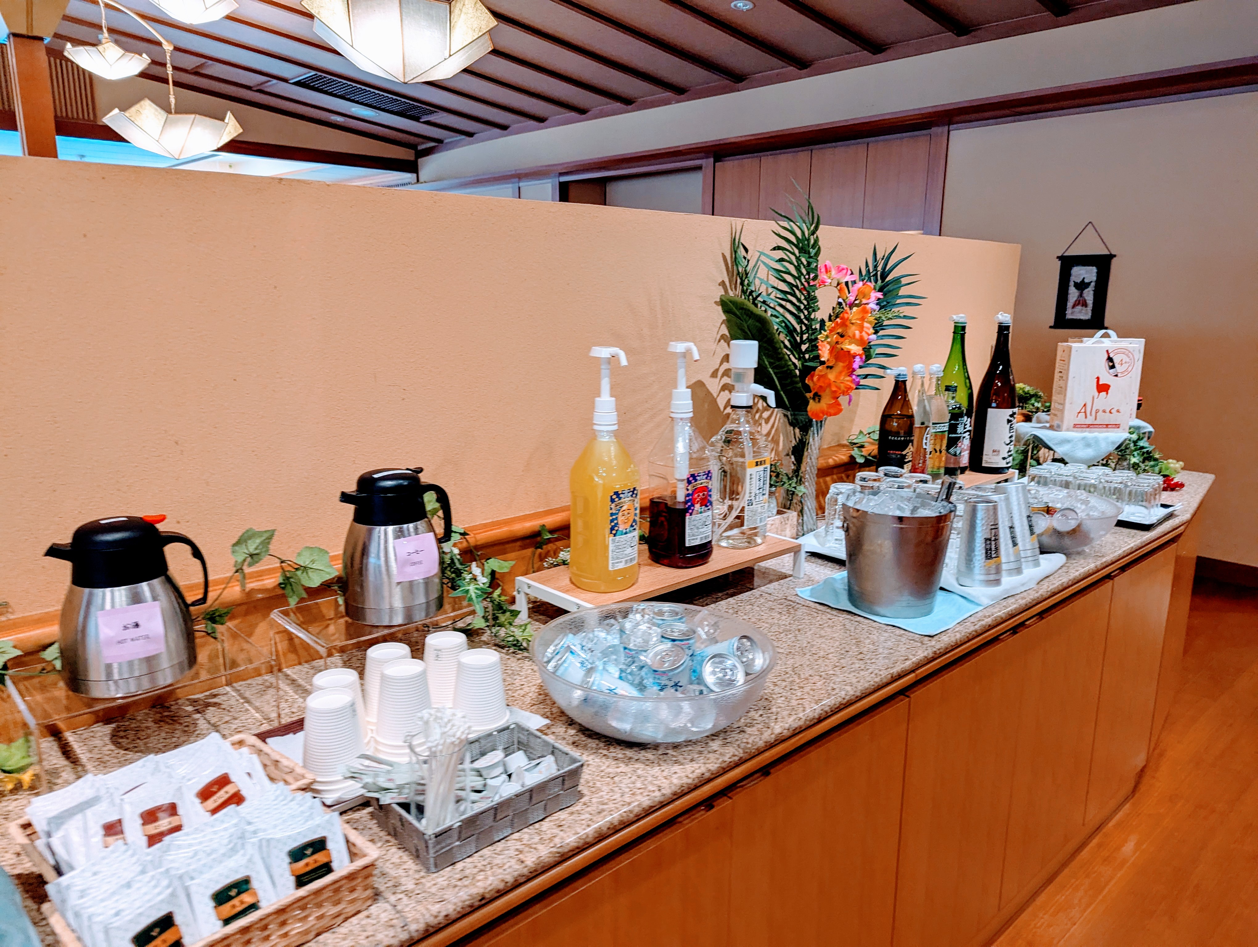 【アルコ－ルバー】様々な種類をご用意しております。