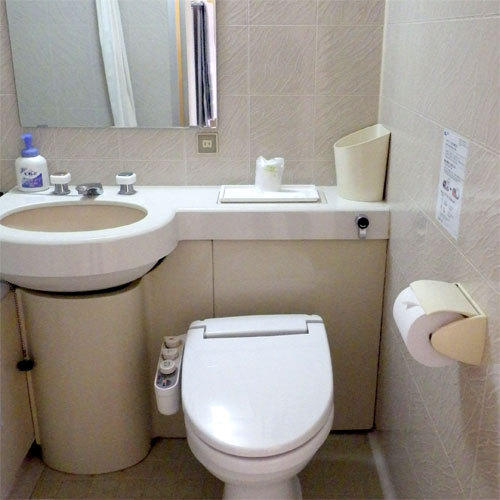 All rooms have a unit bath ♪