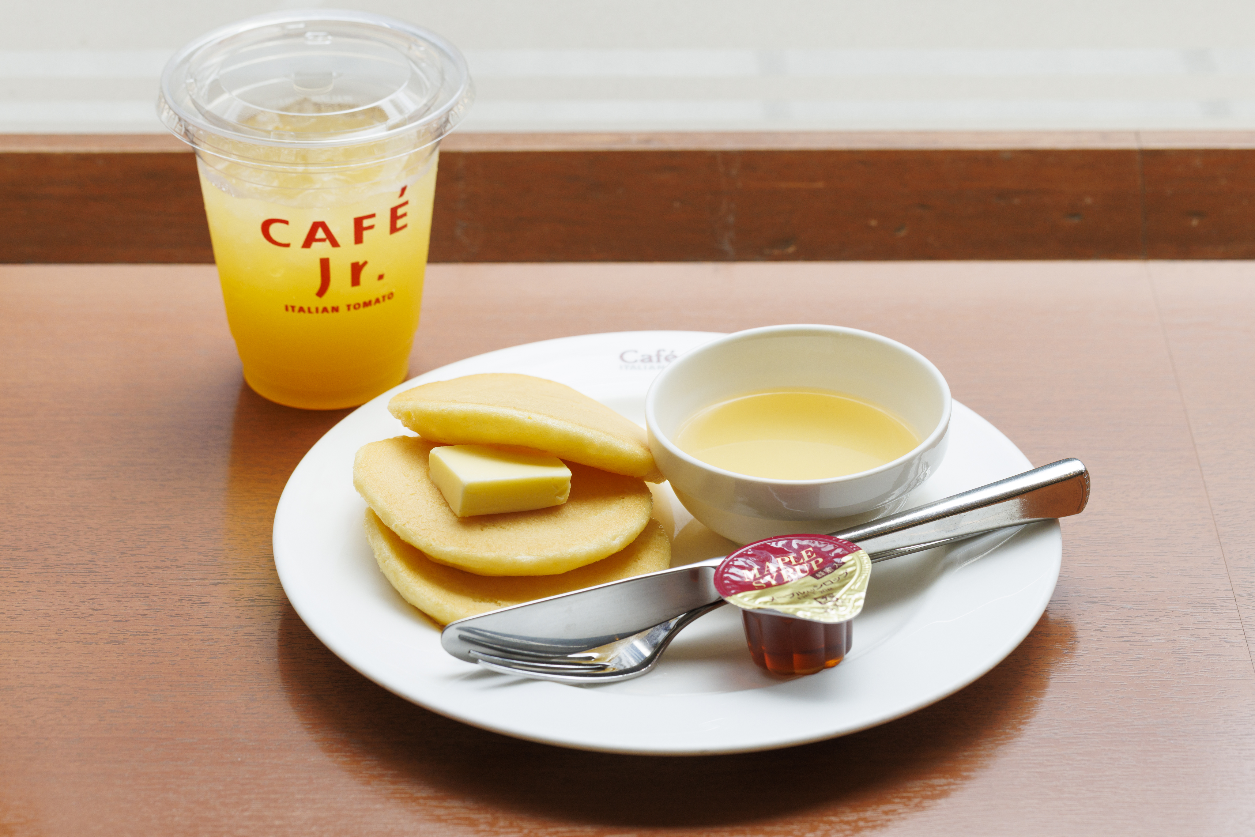 無料朝食-ホットケーキ