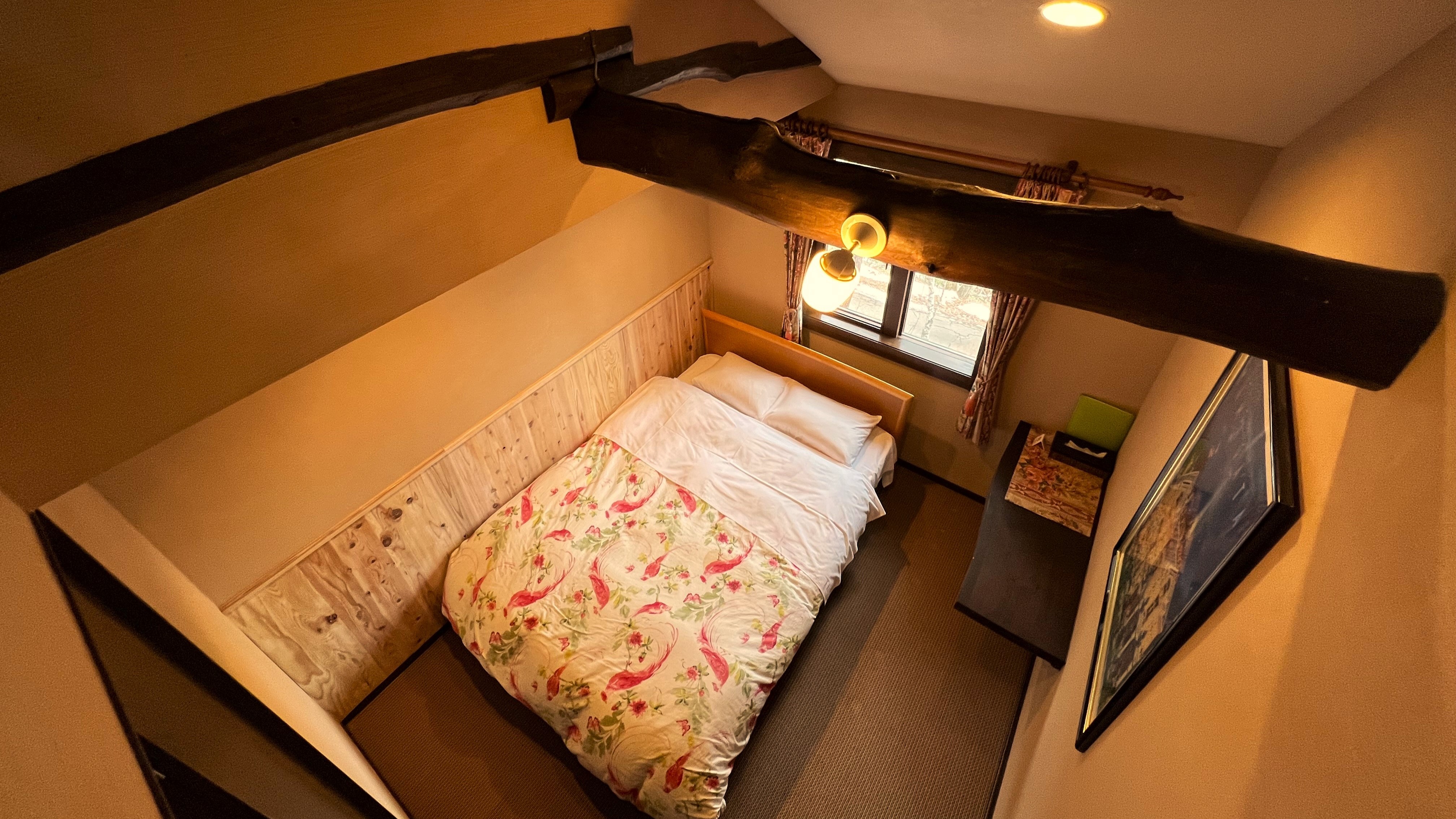 ＜ダブルベットルーム＞（一例）　禁煙　トイレ・洗面付　ロフト付　