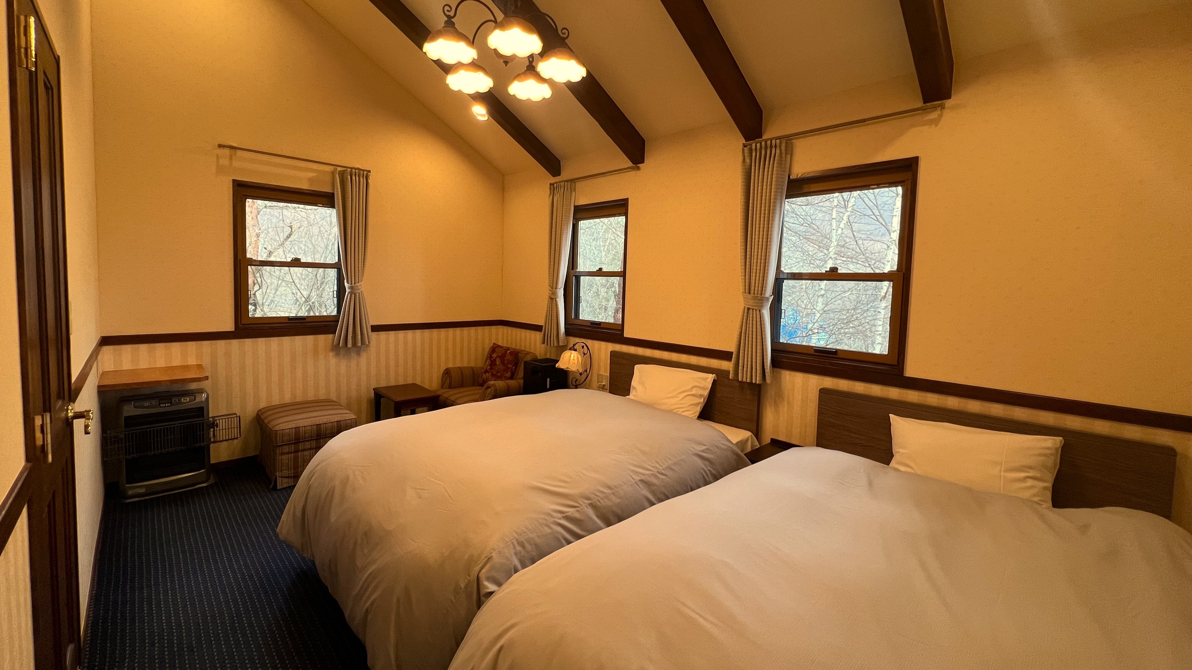 ちょっぴりリッチ＜デラックスツインルームA＞　禁煙　バス・トイレ・洗面付