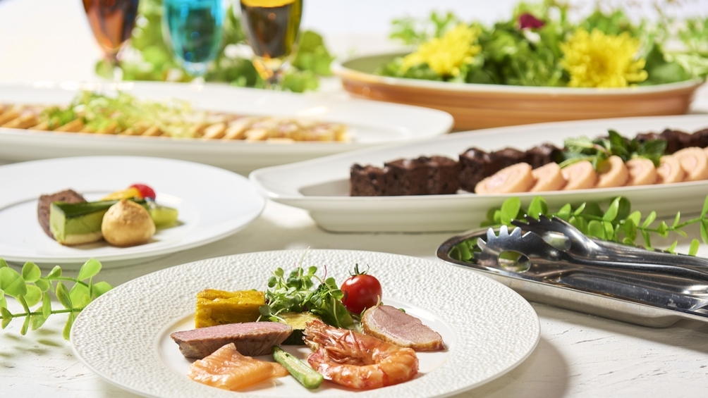 【8/8〜8/11】海一望テラスで＼夏のビア＆ブッフェテラス2025 ／【1泊2食】