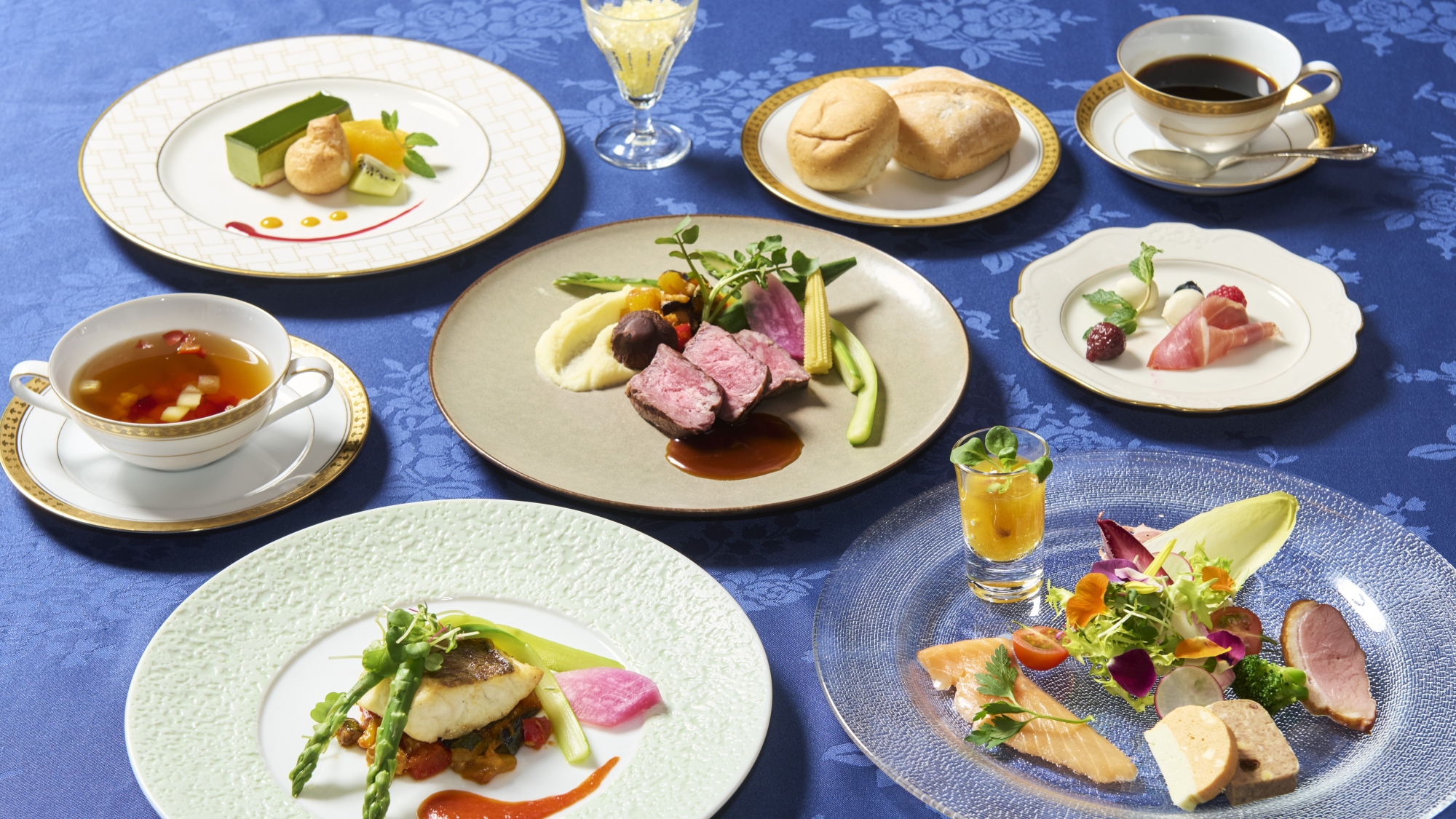 「夏の恵みのフルコース」（※お料理イメージ）