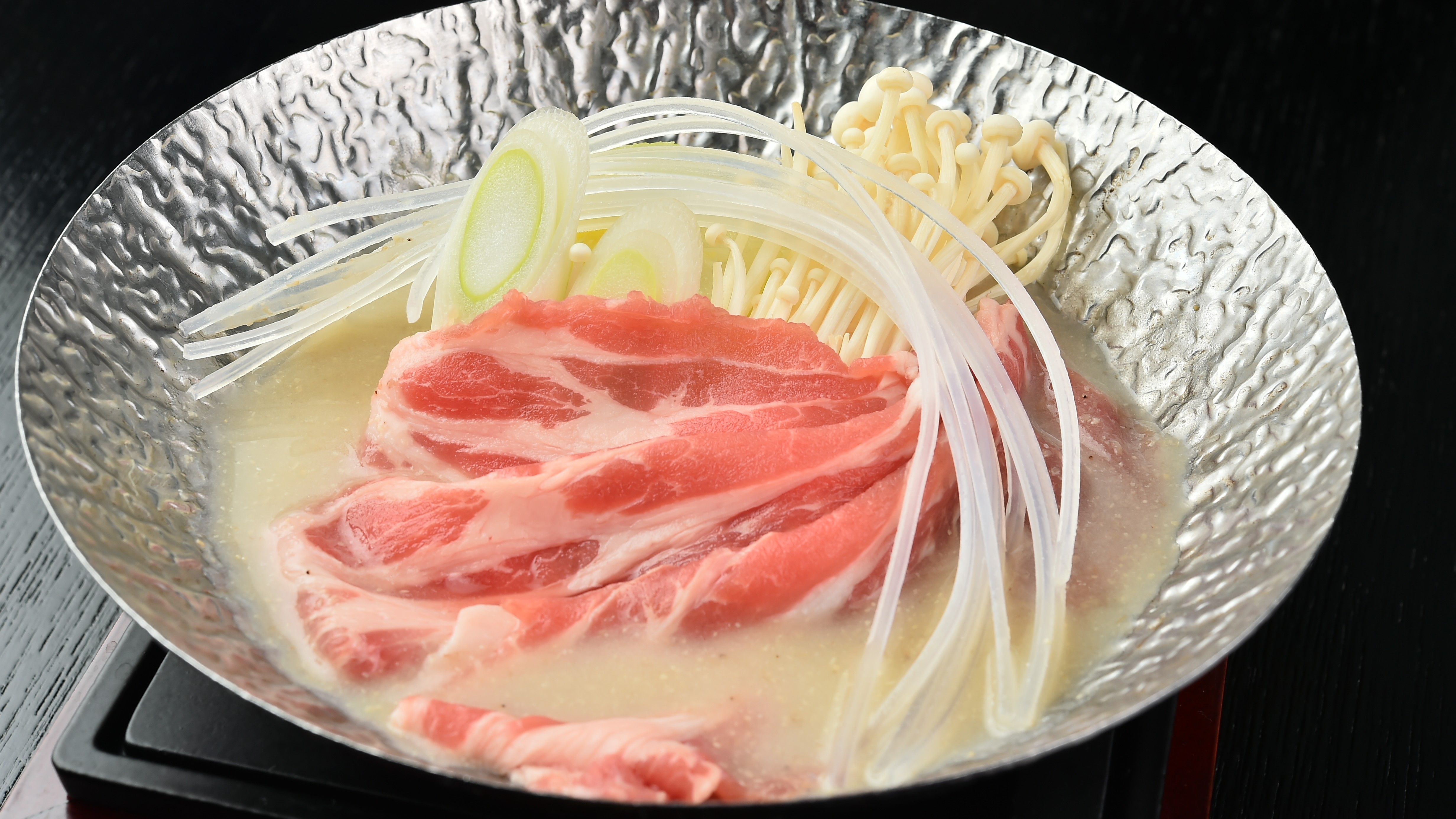 和会席　小鍋　※写真は一例です