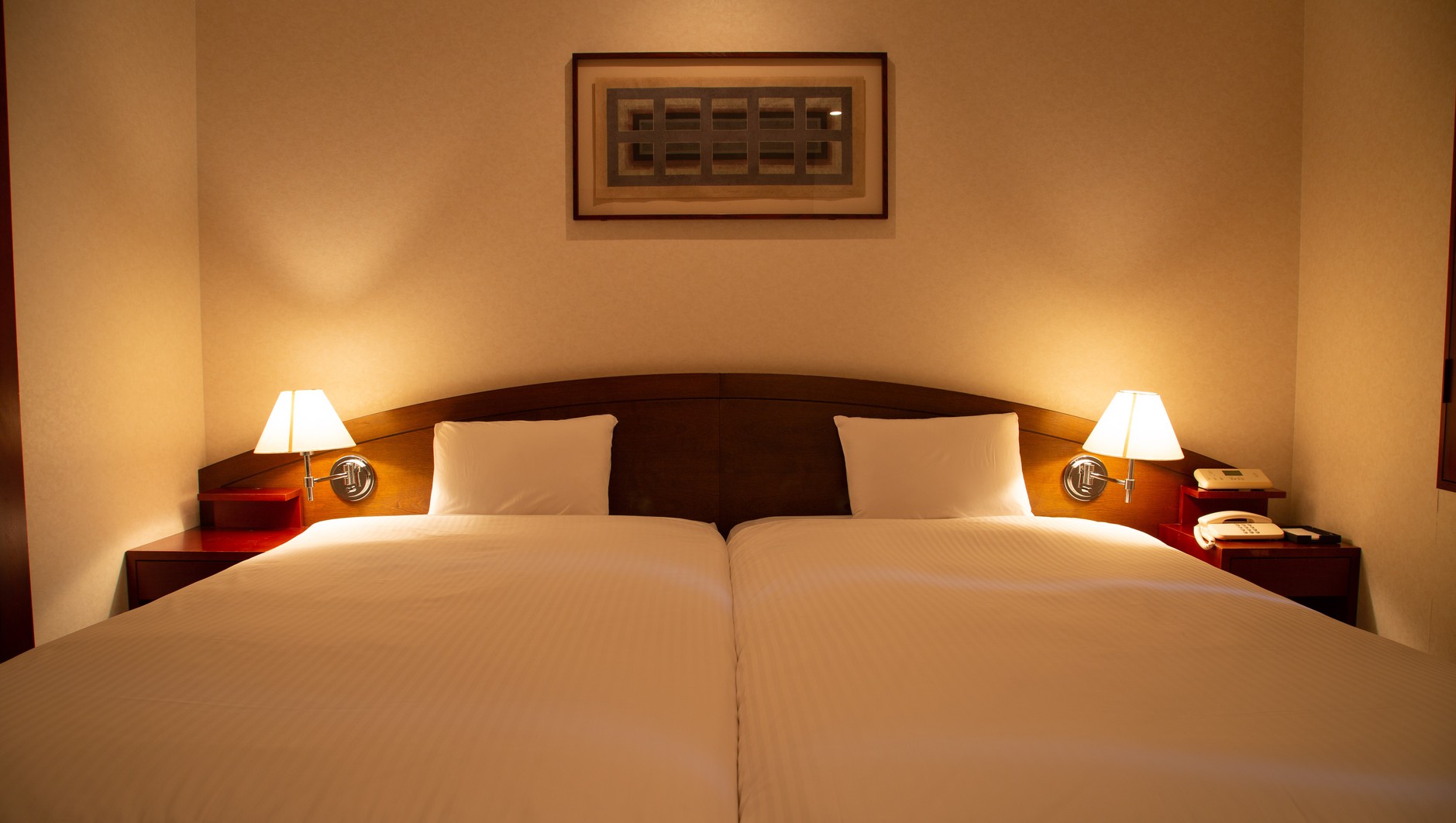 【スタンダードフロア】シャークアイデラックスツイン[寝室]