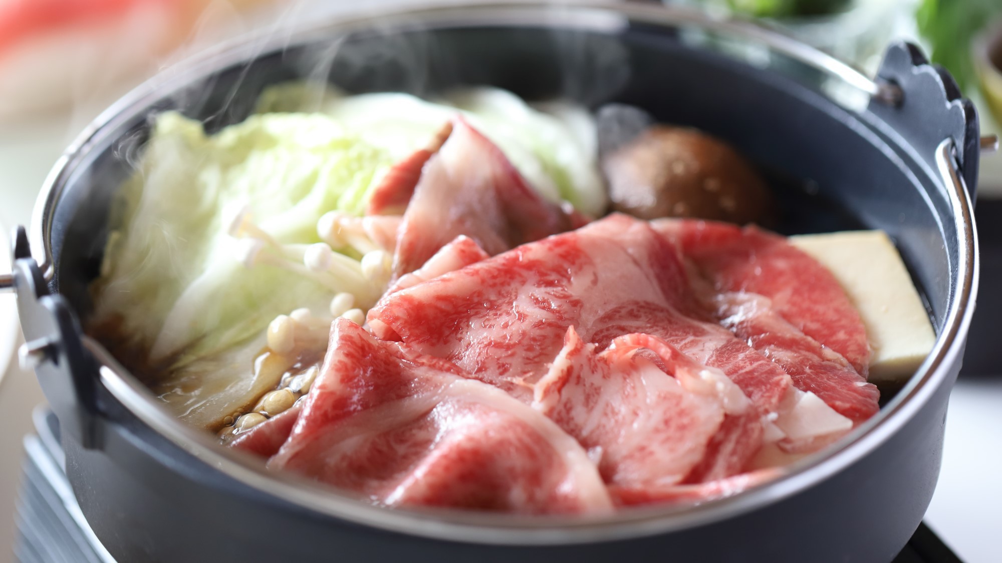 【人気の品々を堪能！】黒毛和牛すきやき会席コース付き宿泊プラン／夕朝食付