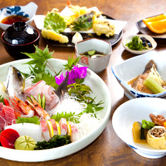 （夕食）ベーシックプラン料理　旬の魚介盛りを中心に南紀の美味を堪能