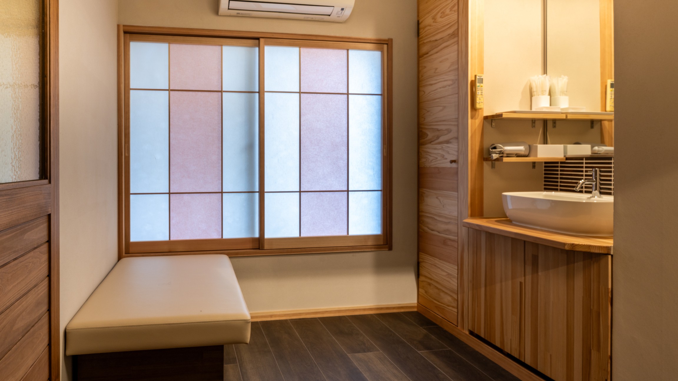 貸切半露天風呂「たる湯」