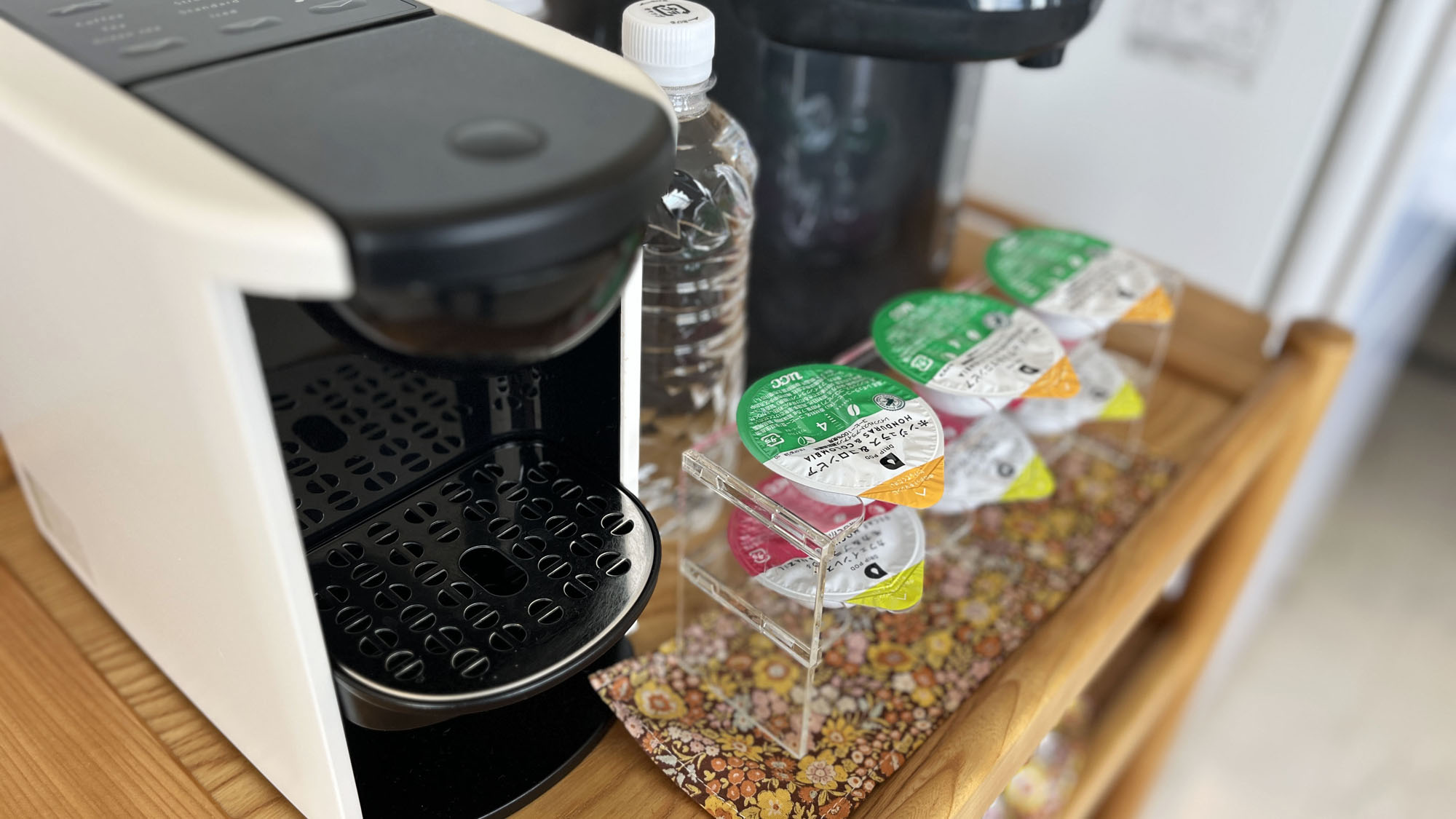 本館7号室◆客室にはコーヒーメーカーや電気ポットなど、便利な備品をご用意しています。*