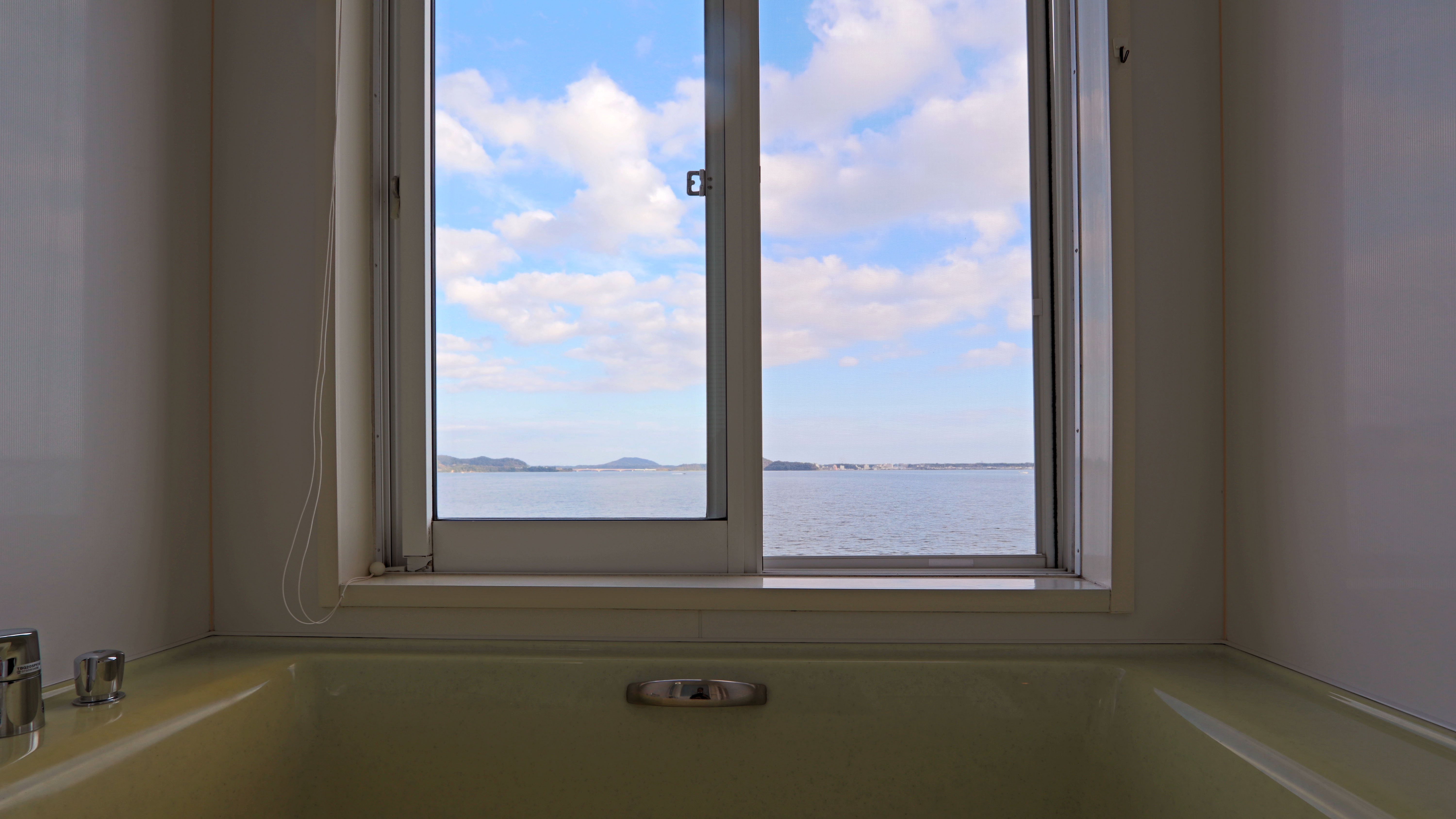 本館7号室◆お風呂からも浜名湖が眺められます*