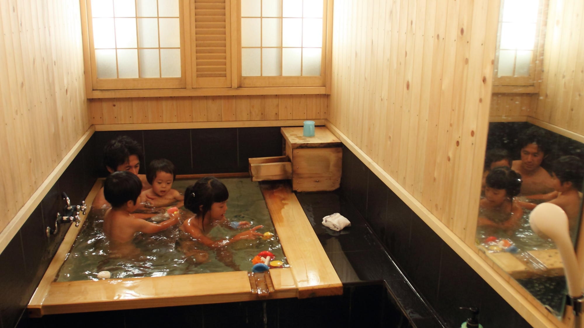 【赤ちゃん温泉デビュー】ロングステイ22時間/貸切風呂/個室食事/おむつ/離乳食/ベビー布団/お昼寝