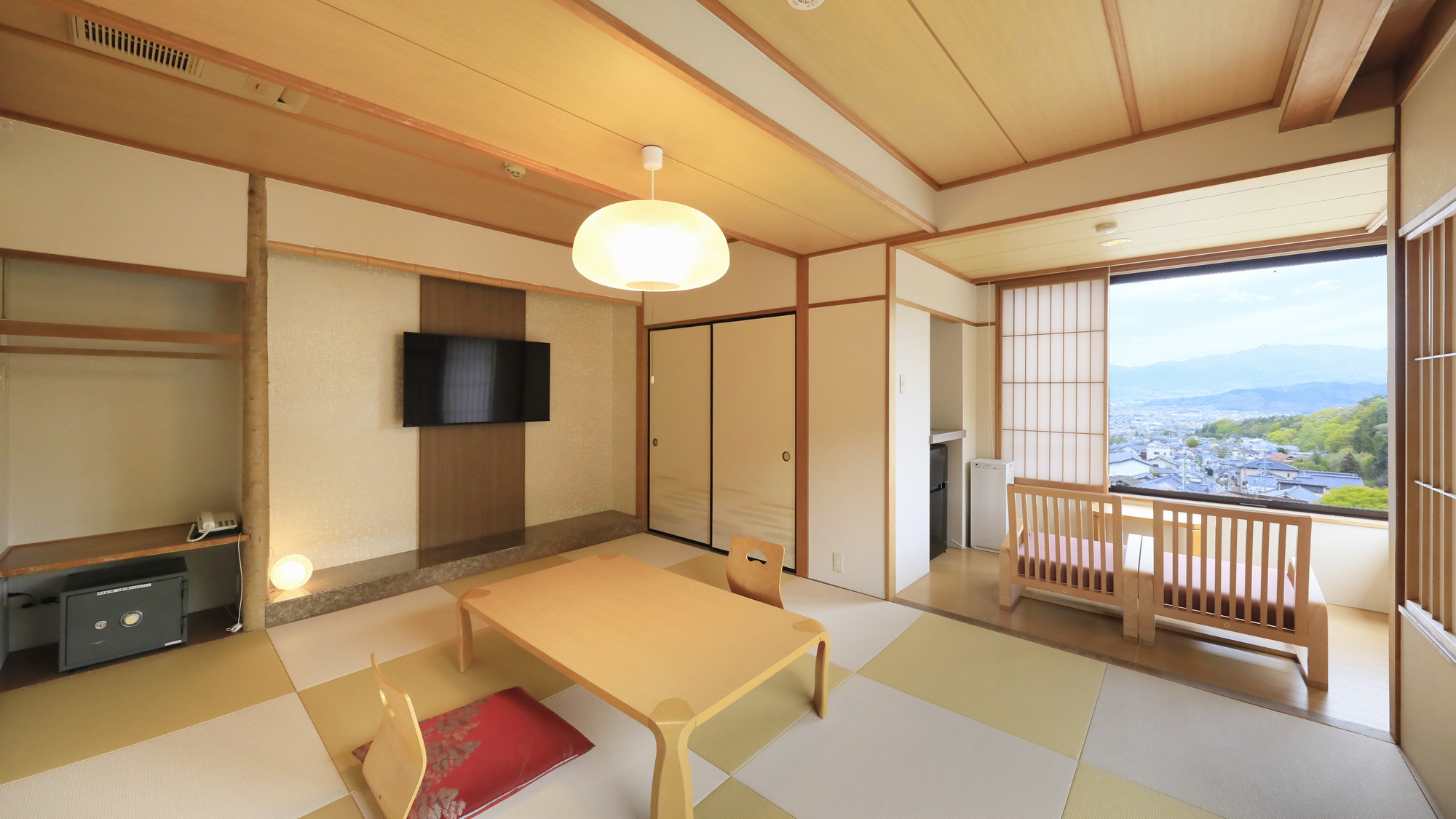 【2026年プチリニューアル★】【絶景角部屋】北向観音＆夜景ビュー 和室10畳＋広縁〈禁煙〉
