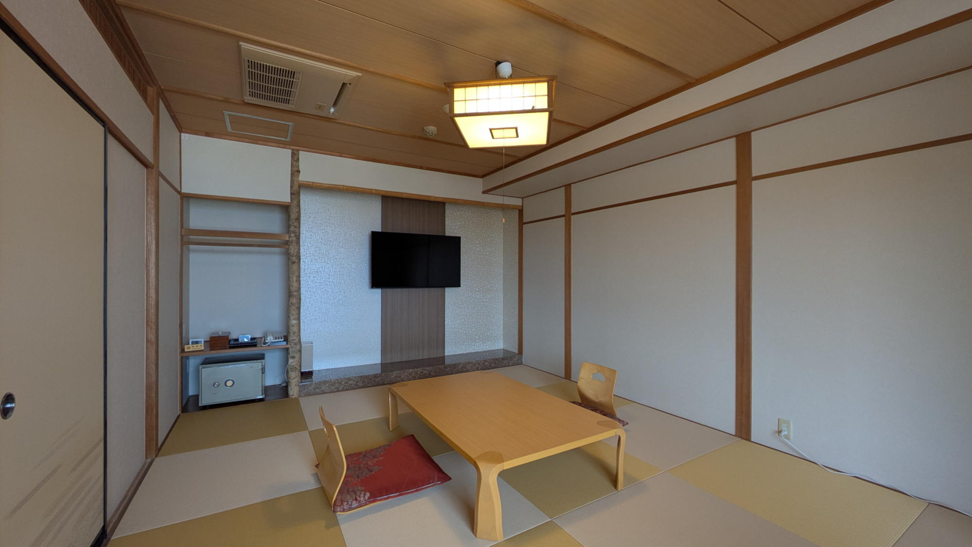 【2026年プチリニューアル★】【スタンダード】和室10畳＋広縁 〈禁煙〉