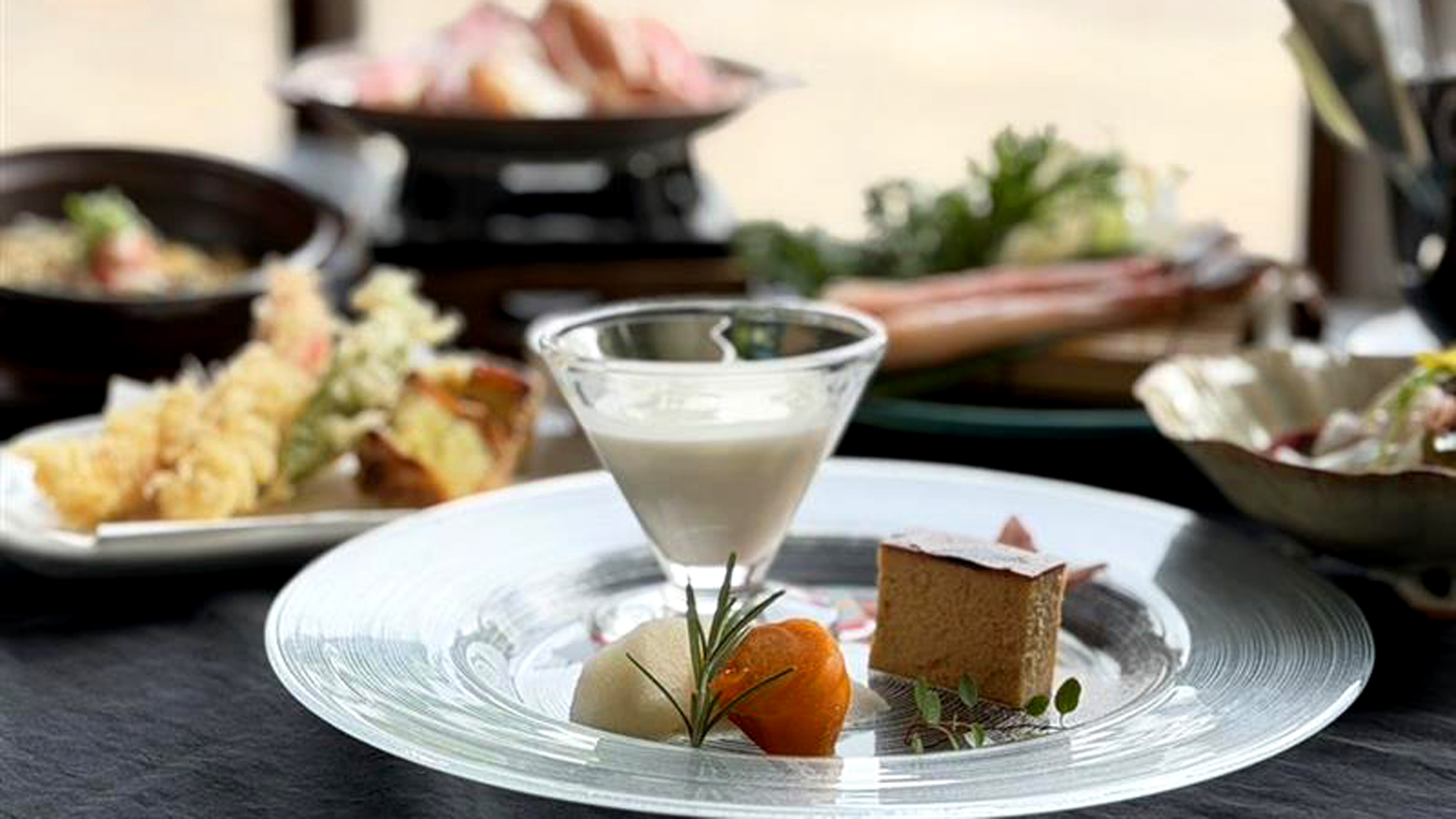 【主役はチーズケーキ！】カニ＆スイーツランチ