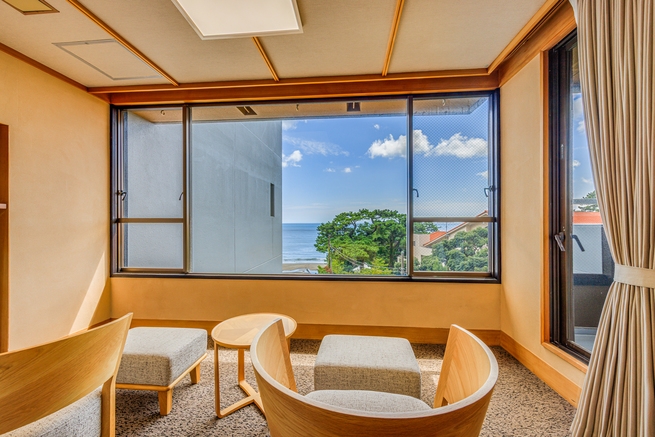 【眺望制限あり】海が少ししか見えないから特別価格！景色を重視されない方向き（低層階・下田側・角部屋）