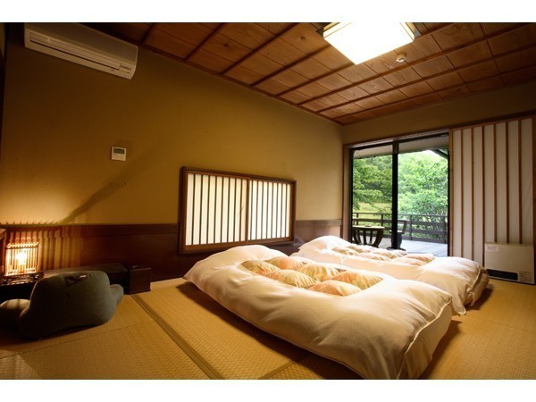 Foto kamar bergaya Jepang