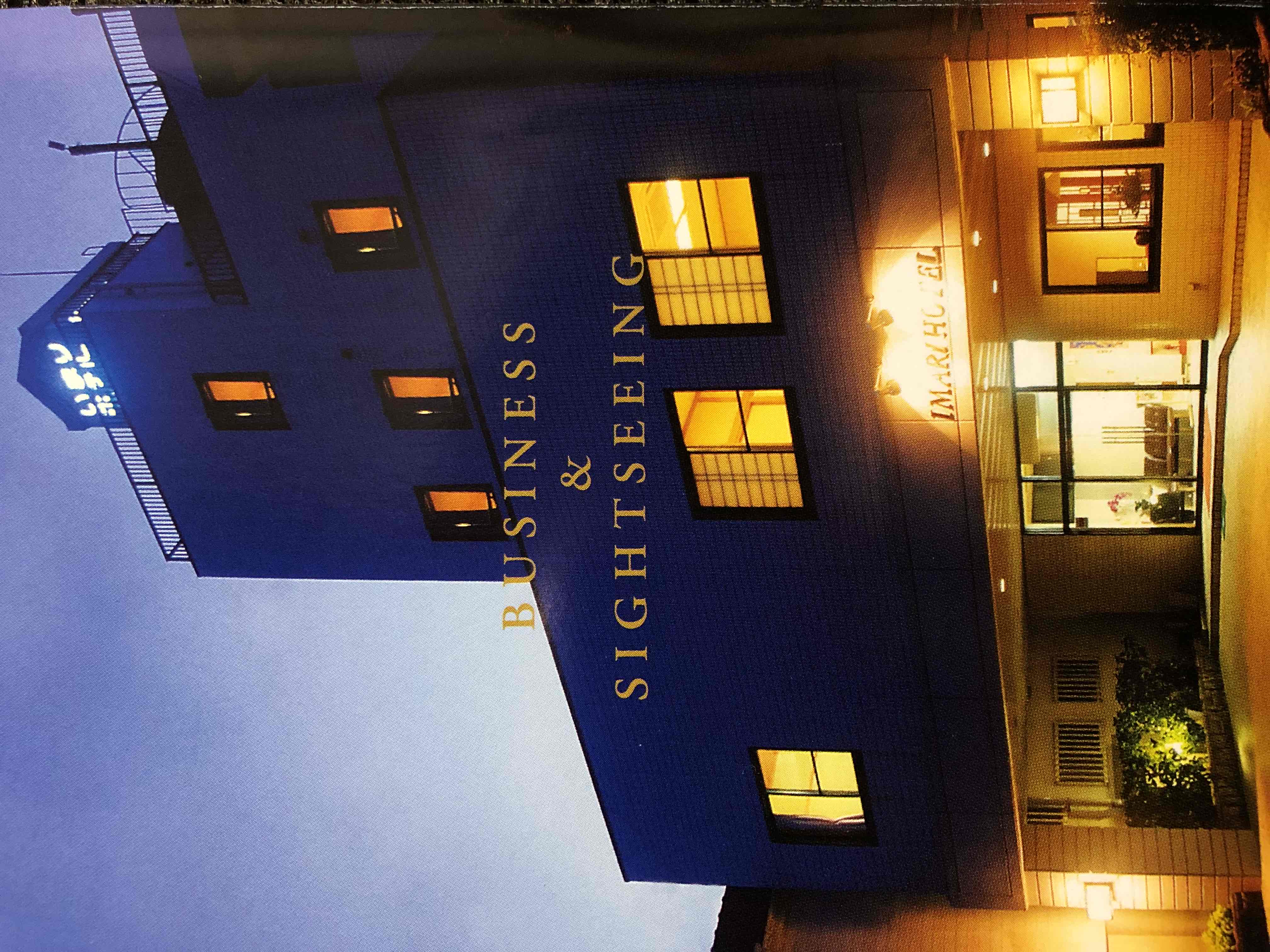 ホテル外観　夜