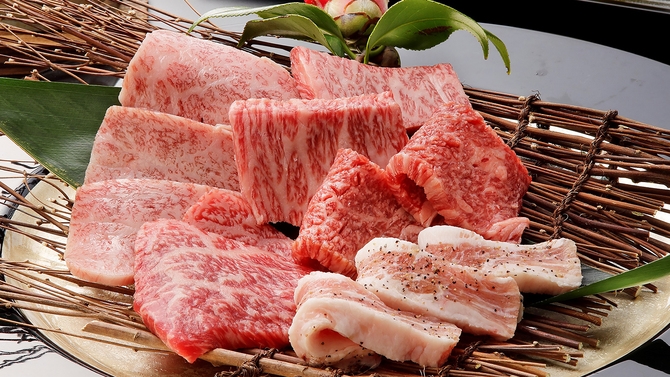 【夏季限定】夕食はビアガーデンでブランド肉を味わうプレミアムBBQ≪夕食時90分飲み放題＆砂蒸し付≫