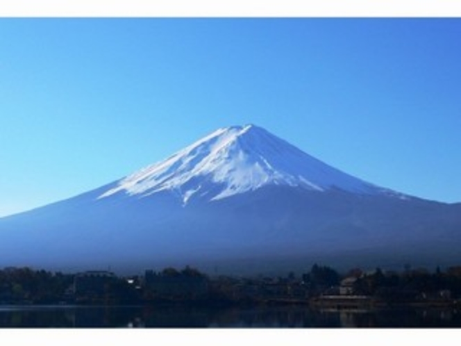 河口湖から見る富士山