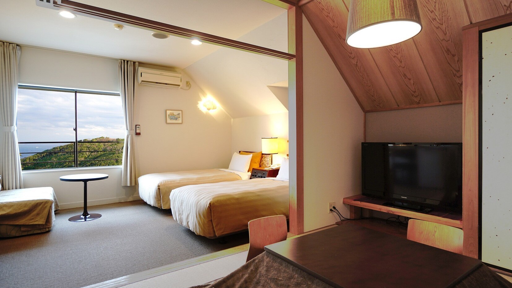 オーシャンビュー　和洋室　和室から