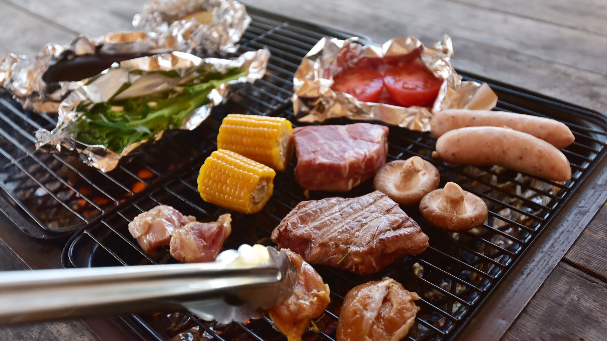 静岡県産和牛、豚肉、鶏肉をご賞味ください。